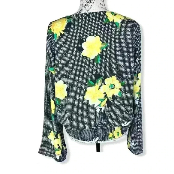 INC, v-neck Gingham floral print blouse- Large - Picture 2 of 5